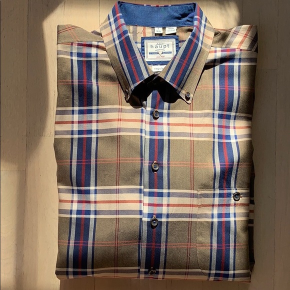 LUXE EUROPEAN BRAND... L/S Button Down Shirt - Picture 2 of 8